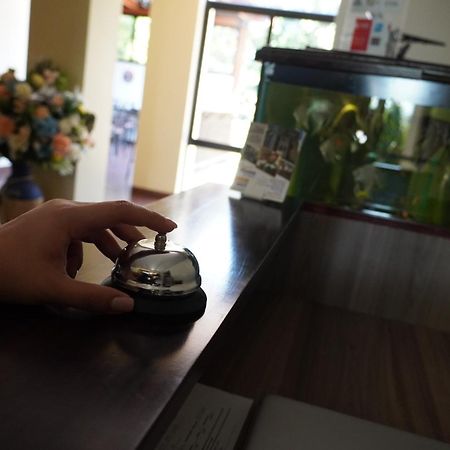 Villa Las Flores ซานซัลวาดอร์ ภายนอก รูปภาพ