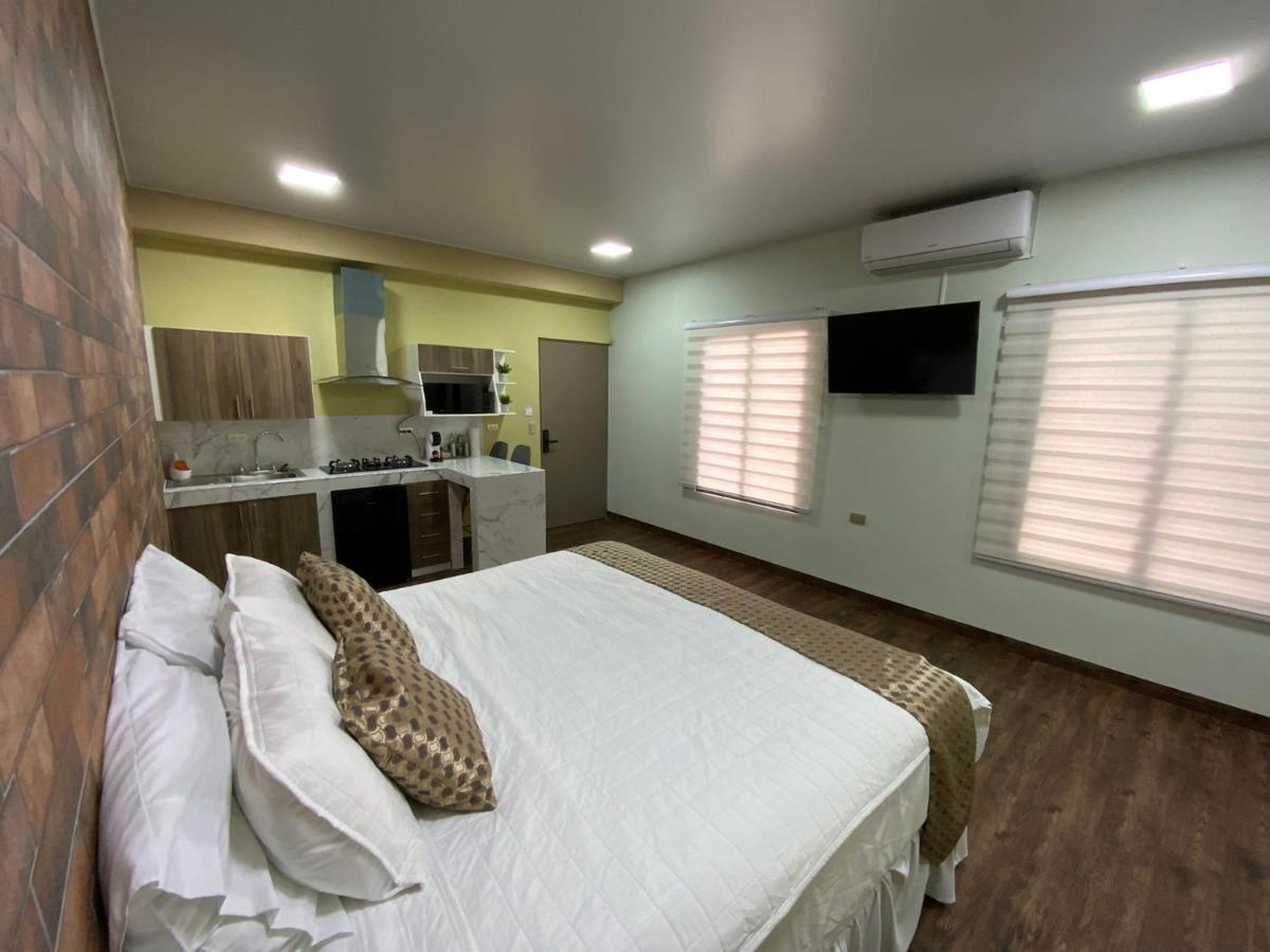 Villa Las Flores ซานซัลวาดอร์ ภายนอก รูปภาพ