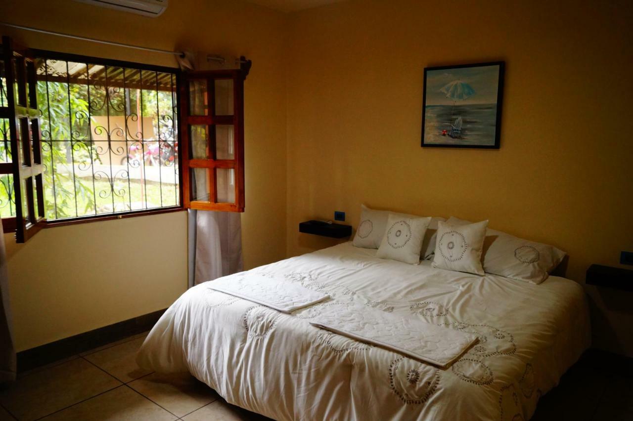 Villa Las Flores ซานซัลวาดอร์ ภายนอก รูปภาพ